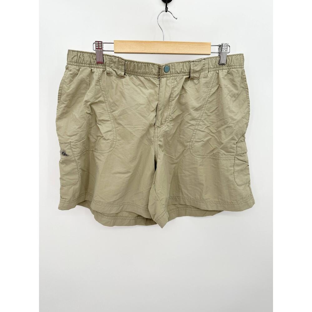 Columbia Womens Khaki Nylon Cargo Shorts Size XL Outdoors Hiking Lightweight‎